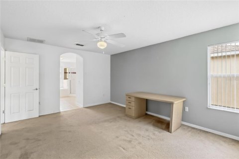 Villa ou maison à louer à Kissimmee, Floride: 5 chambres, 238.29 m2 № 2385843 - photo 21