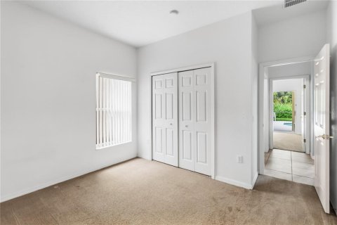 Villa ou maison à louer à Kissimmee, Floride: 5 chambres, 238.29 m2 № 2385843 - photo 17