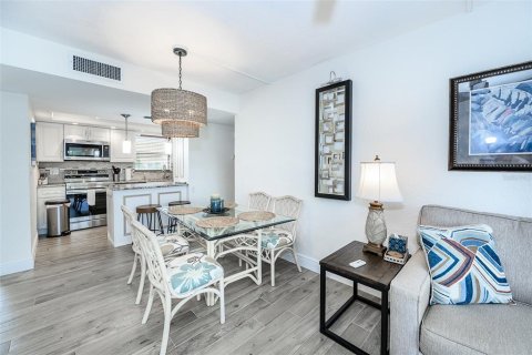 Copropriété à louer à Punta Gorda, Floride: 2 chambres, 103.49 m2 № 2406595 - photo 18
