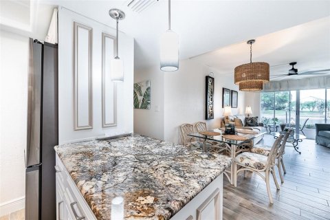 Copropriété à louer à Punta Gorda, Floride: 2 chambres, 103.49 m2 № 2406595 - photo 21