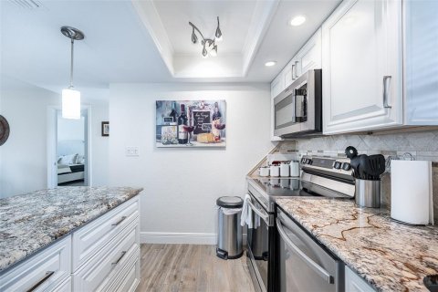 Copropriété à louer à Punta Gorda, Floride: 2 chambres, 103.49 m2 № 2406595 - photo 23