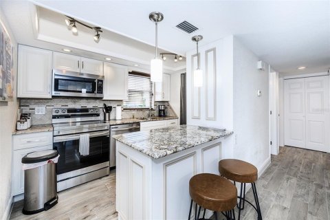 Copropriété à louer à Punta Gorda, Floride: 2 chambres, 103.49 m2 № 2406595 - photo 19
