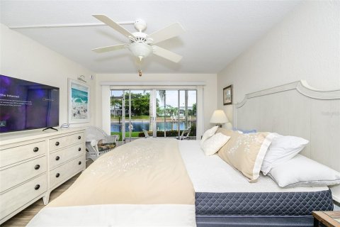 Copropriété à louer à Punta Gorda, Floride: 2 chambres, 103.49 m2 № 2406595 - photo 27