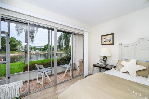 Copropriété à louer à Punta Gorda, Floride: 2 chambres, 103.49 m2 № 2406595 - photo 29