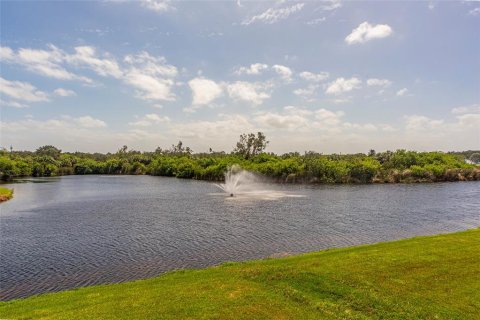 Casa en venta en Saint Petersburg, Florida, 3 dormitorios, 216.83 m2 № 1267055 - foto 13