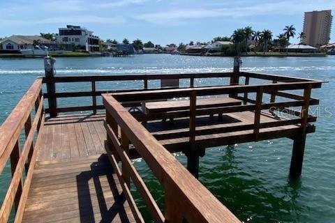 Casa en venta en Saint Petersburg, Florida, 3 dormitorios, 216.83 m2 № 1267055 - foto 21