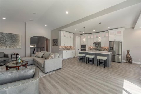 Casa en venta en Saint Petersburg, Florida, 3 dormitorios, 216.83 m2 № 1267055 - foto 3