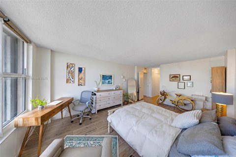 Купить кондоминиум в Холливуд, Флорида 2 спальни, 123.93м2, № 1961109 - фото 21