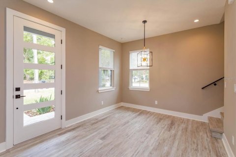 Duplex in Orlando, Florida 3 bedrooms, 162.67 sq.m. № 1615655 - photo 8