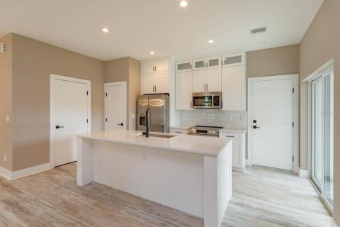 Duplex in Orlando, Florida 3 bedrooms, 162.67 sq.m. № 1615655 - photo 11