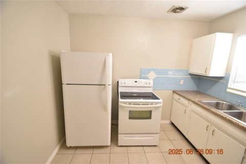 Casa en alquiler en Saint Petersburg, Florida, 2 dormitorios, 85.93 m2 № 1906462 - foto 8