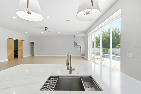 Villa ou maison à vendre à Winter Park, Floride: 5 chambres, 374.3 m2 № 2207142 - photo 17