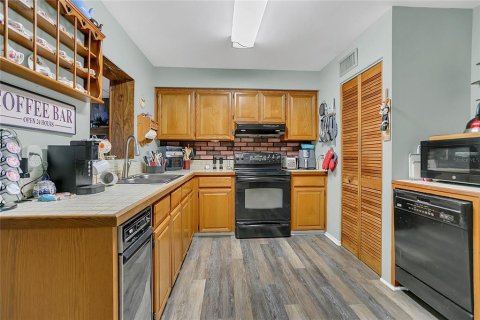 House in Orlando, Florida 3 bedrooms, 154.68 sq.m. № 1876607 - photo 9