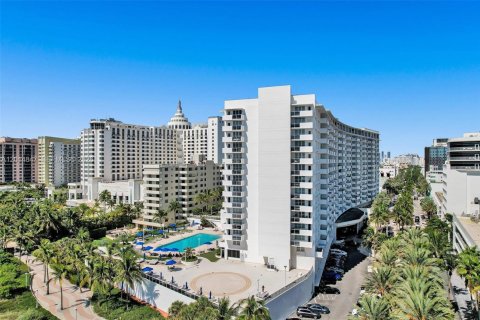 Copropriété à louer à Miami Beach, Floride: 49.24 m2 № 2154873 - photo 16