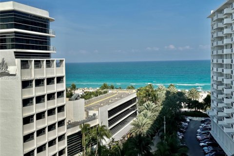 Studio à Condo à Miami Beach, Floride  № 2154873