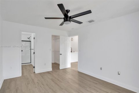 Touwnhouse à vendre à Miami, Floride: 3 chambres, 106.28 m2 № 1990547 - photo 12