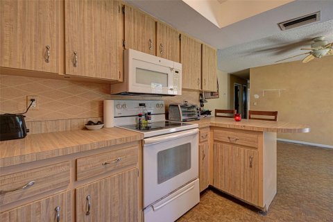 House in Englewood, Florida 3 bedrooms, 107.58 sq.m. № 1722952 - photo 15
