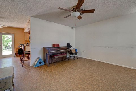 House in Englewood, Florida 3 bedrooms, 107.58 sq.m. № 1722952 - photo 6