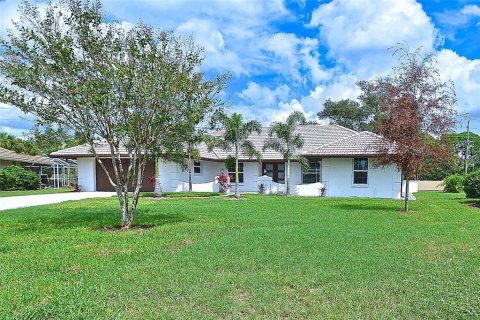 Villa ou maison à vendre à Osprey, Floride: 3 chambres, 198.25 m2 № 2411540 - photo 2