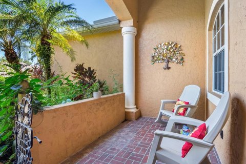 House in Lakewood Ranch, Florida 4 bedrooms, 280.1 sq.m. № 1847843 - photo 4