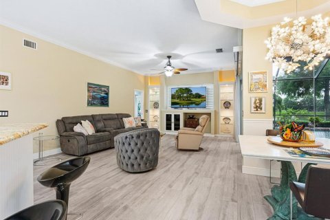 House in Lakewood Ranch, Florida 4 bedrooms, 280.1 sq.m. № 1847843 - photo 10