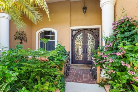 House in Lakewood Ranch, Florida 4 bedrooms, 280.1 sq.m. № 1847843 - photo 3