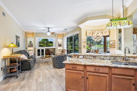 House in Lakewood Ranch, Florida 4 bedrooms, 280.1 sq.m. № 1847843 - photo 14