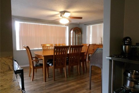 House in Port Richey, Florida 2 bedrooms, 95.88 sq.m. № 1878255 - photo 13
