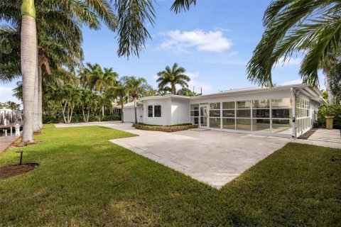Casa en alquiler en Fort Lauderdale, Florida, 5 dormitorios, 273.04 m2 № 1969100 - foto 26