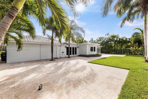Casa en alquiler en Fort Lauderdale, Florida, 5 dormitorios, 273.04 m2 № 1969100 - foto 27