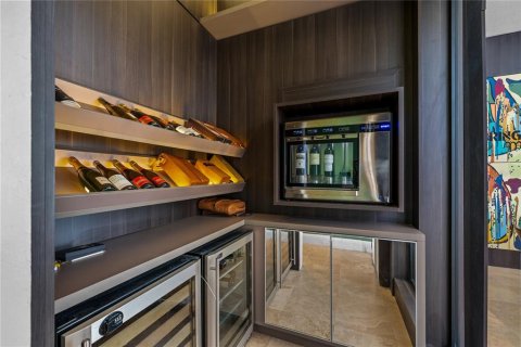 Купить виллу или дом в Уиндермир, Флорида 10 комнат, 776.85м2, № 1559448 - фото 25