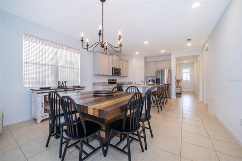 Casa en alquiler en Kissimmee, Florida, 4 dormitorios, 188.59 m2 № 1909410 - foto 10