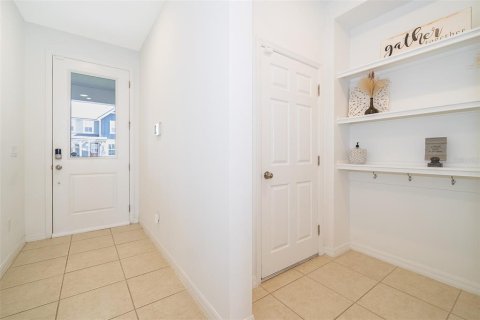 Casa en alquiler en Kissimmee, Florida, 4 dormitorios, 188.59 m2 № 1909410 - foto 14