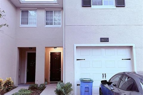 Touwnhouse à louer à Orlando, Floride: 3 chambres, 132.2 m2 № 1837320 - photo 1