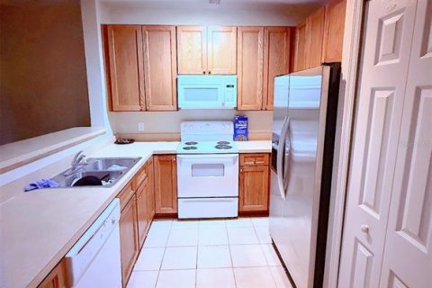 Touwnhouse à louer à Orlando, Floride: 3 chambres, 132.2 m2 № 1837320 - photo 3