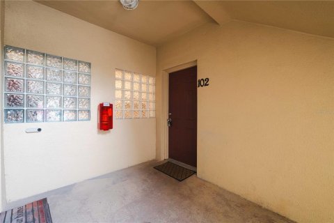 Copropriété à vendre à Riverview, Floride: 3 chambres, 106.93 m2 № 1536982 - photo 11