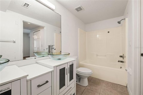 Copropriété à vendre à Riverview, Floride: 3 chambres, 106.93 m2 № 1536982 - photo 28