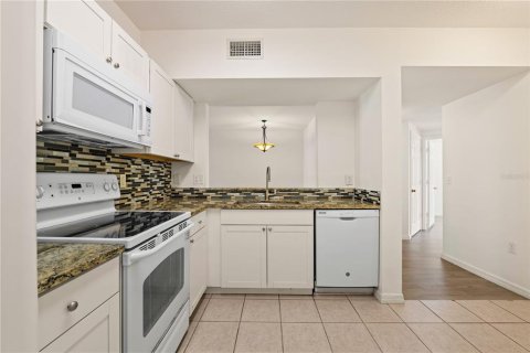 Copropriété à vendre à Riverview, Floride: 3 chambres, 106.93 m2 № 1536982 - photo 21