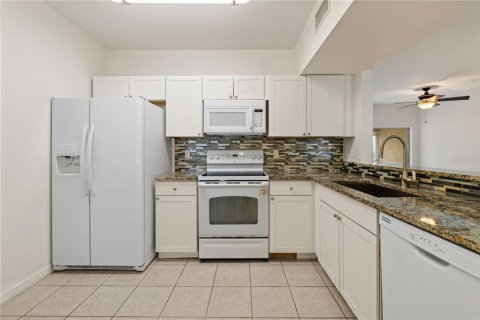 Copropriété à vendre à Riverview, Floride: 3 chambres, 106.93 m2 № 1536982 - photo 20
