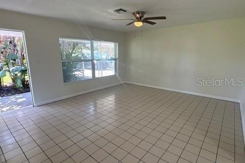 Villa ou maison à louer à Largo, Floride: 3 chambres, 100.71 m2 № 2426927 - photo 3