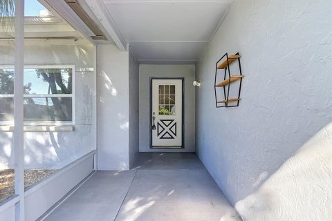 Villa ou maison à vendre à New Port Richey, Floride: 3 chambres, 178.09 m2 № 2430839 - photo 3
