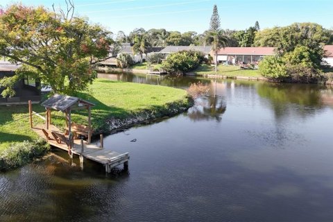 Villa ou maison à vendre à New Port Richey, Floride: 3 chambres, 178.09 m2 № 2430839 - photo 29