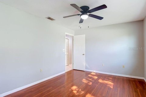 Villa ou maison à vendre à New Port Richey, Floride: 3 chambres, 178.09 m2 № 2430839 - photo 16