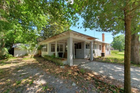 House in High Springs, Florida 3 bedrooms, 151.71 sq.m. № 2196531 - photo 8