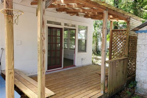 House in High Springs, Florida 3 bedrooms, 151.71 sq.m. № 2196531 - photo 25