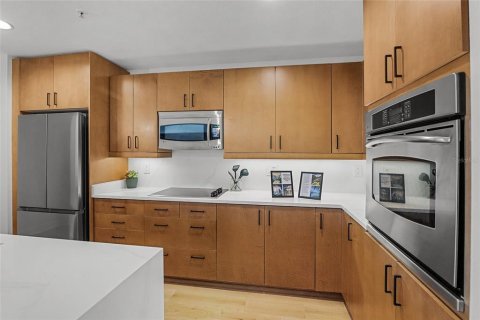 Condo in Orlando, Florida, 2 bedrooms  № 1520872 - photo 14