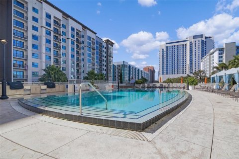 Condo in Orlando, Florida, 2 bedrooms  № 1520872 - photo 27