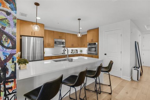 Condo in Orlando, Florida, 2 bedrooms  № 1520872 - photo 13