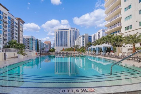 Condo in Orlando, Florida, 2 bedrooms  № 1520872 - photo 30