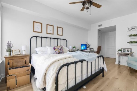 Condo in Orlando, Florida, 2 bedrooms  № 1520872 - photo 22